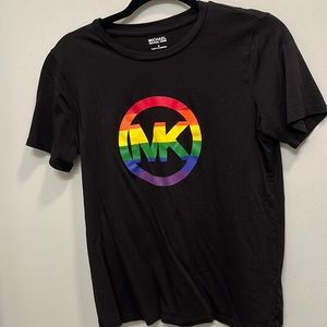 Womens size small Michael Kors Tshirt no rips or stains black